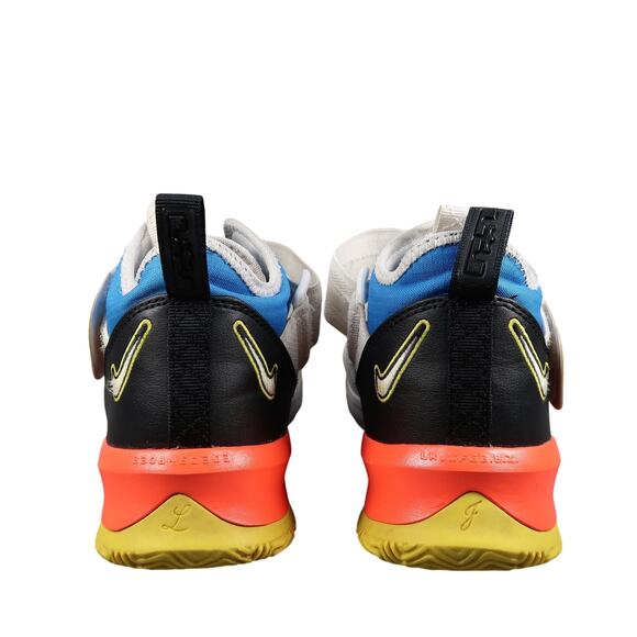 Nike Shoes Youth 5.5 Basketball Sneakers LeBron Soldier 13 GS Sport Athletic - Picture 6 of 12